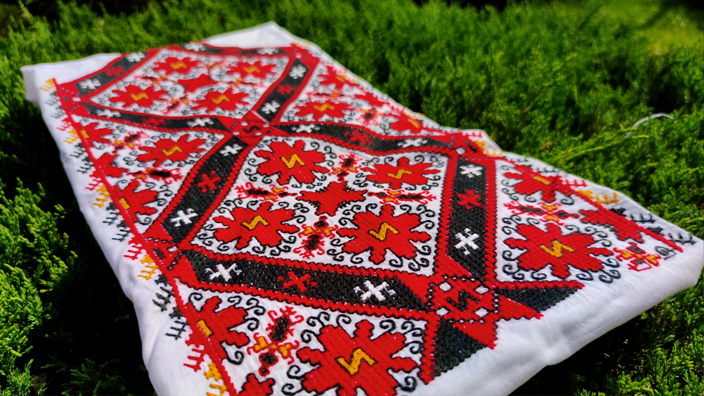 Sleeves for women's shirt from the region of Sofia and Graovo