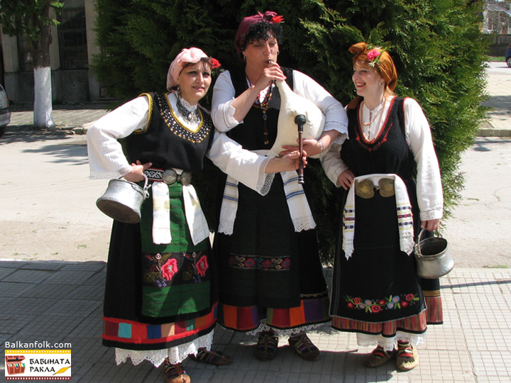 Bulgarian traditional costumes from village Ledenik, Veliko Tarnovo Region