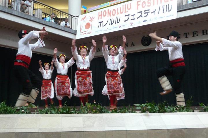 Танцьорите от "Игранка" в Хавай
