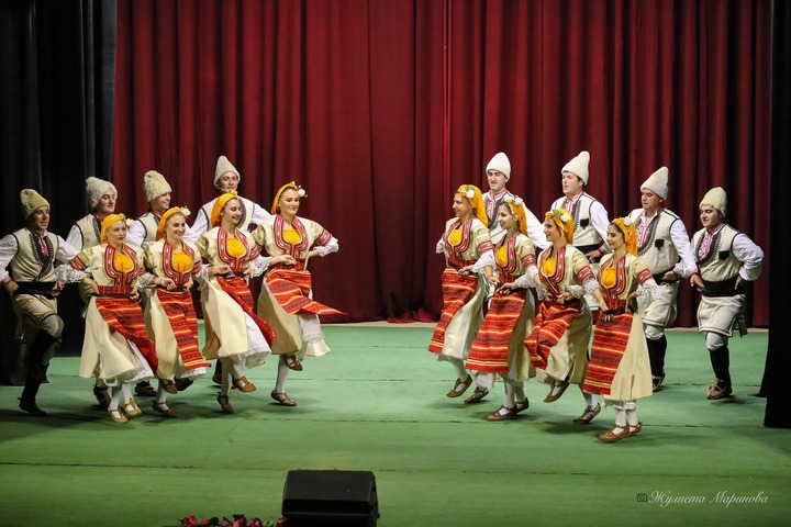 Kremikovtsi Dance Ensemble