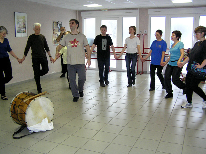 Serbian folk dances - teacher Vladimir TANASIJEVIC