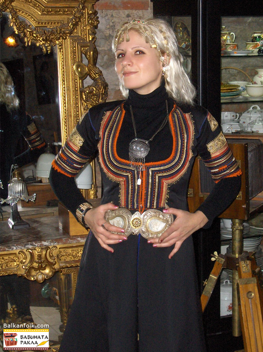 Kyustendilska Saya - traditional Bulgarian costume