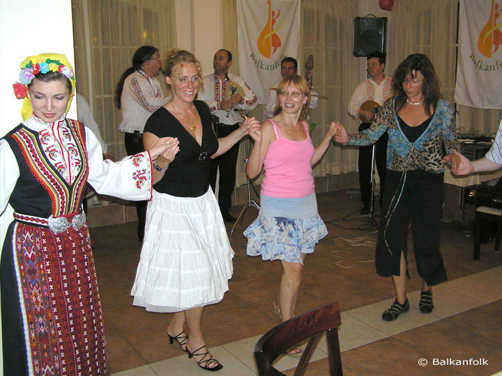 Evening in the restaurant - Ivelina, Anja, Marjo, Katharina