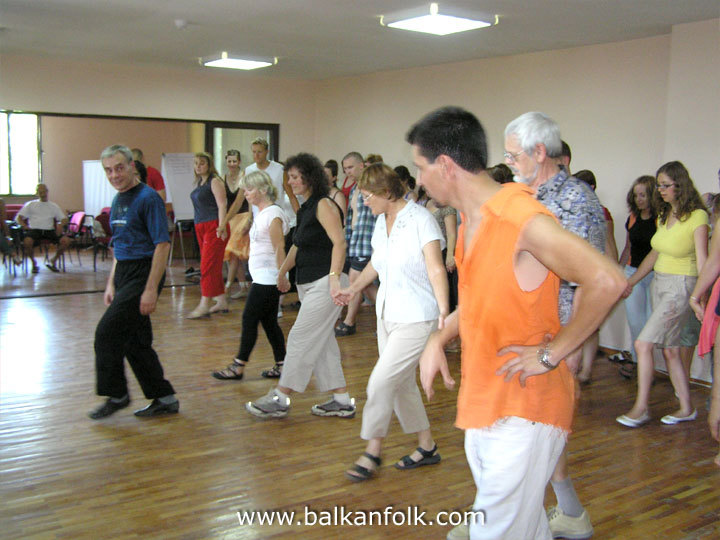 Balkanfolk 2007 - Bulgarian folk dance classes (beginners)
