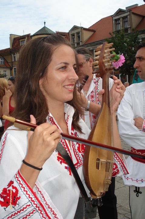 Bulgarian gadulka player - Hristina