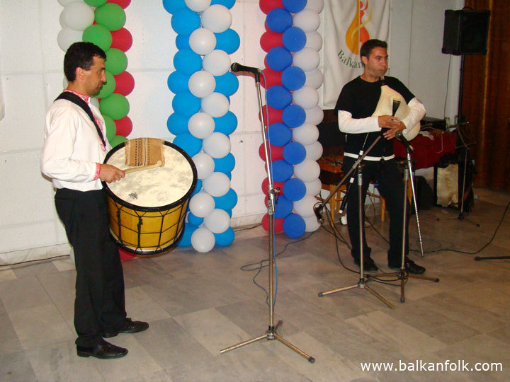 Genadii Rashkov - tapan and Yiorgos Davliakos - gaida performance