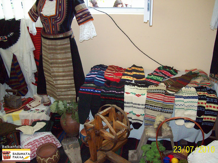 Radomirska Saia - Bulgarian traditional costume from Shoppe Region