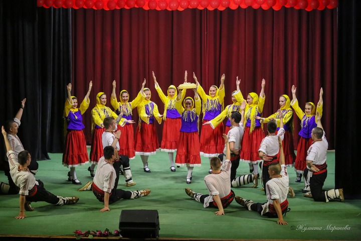 Kremikovtsi Dance Ensemble