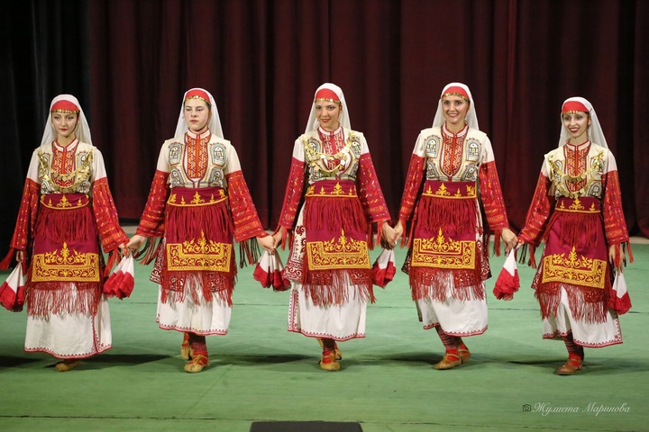 Kremikovtsi Dance Ensemble