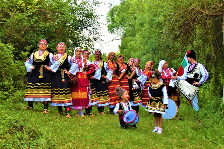 Polyantsi Dance Club - Bulgarian folk dances