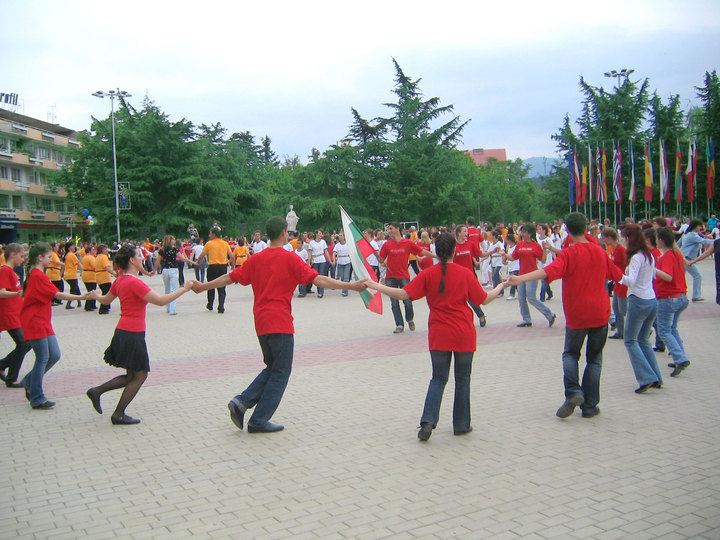 Folk Dance Competition "Tapan bie, horo se vie" - Kazanlak