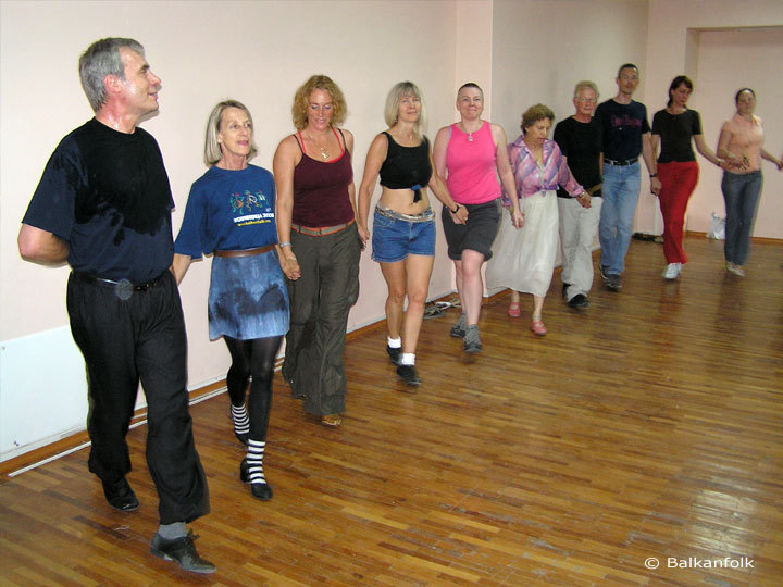 Bulgarian folk dances with Emil Genov